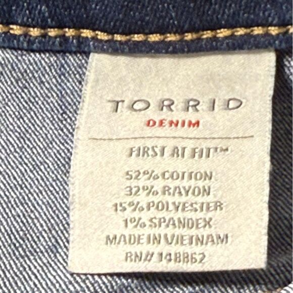 Torrid High Rise jegging size 16S Blue Jeans with Stretch - Picture 12 of 13